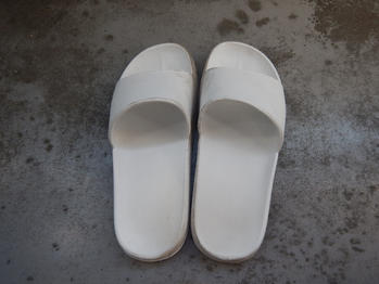 スライドサンダル